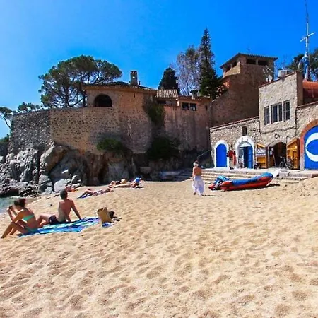 Frente Al Mar En La Mejor Ubicacion De Calella Apartment Calella De Palafrugell