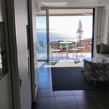Frente Al Mar En La Mejor Ubicacion De Calella Апартаменты